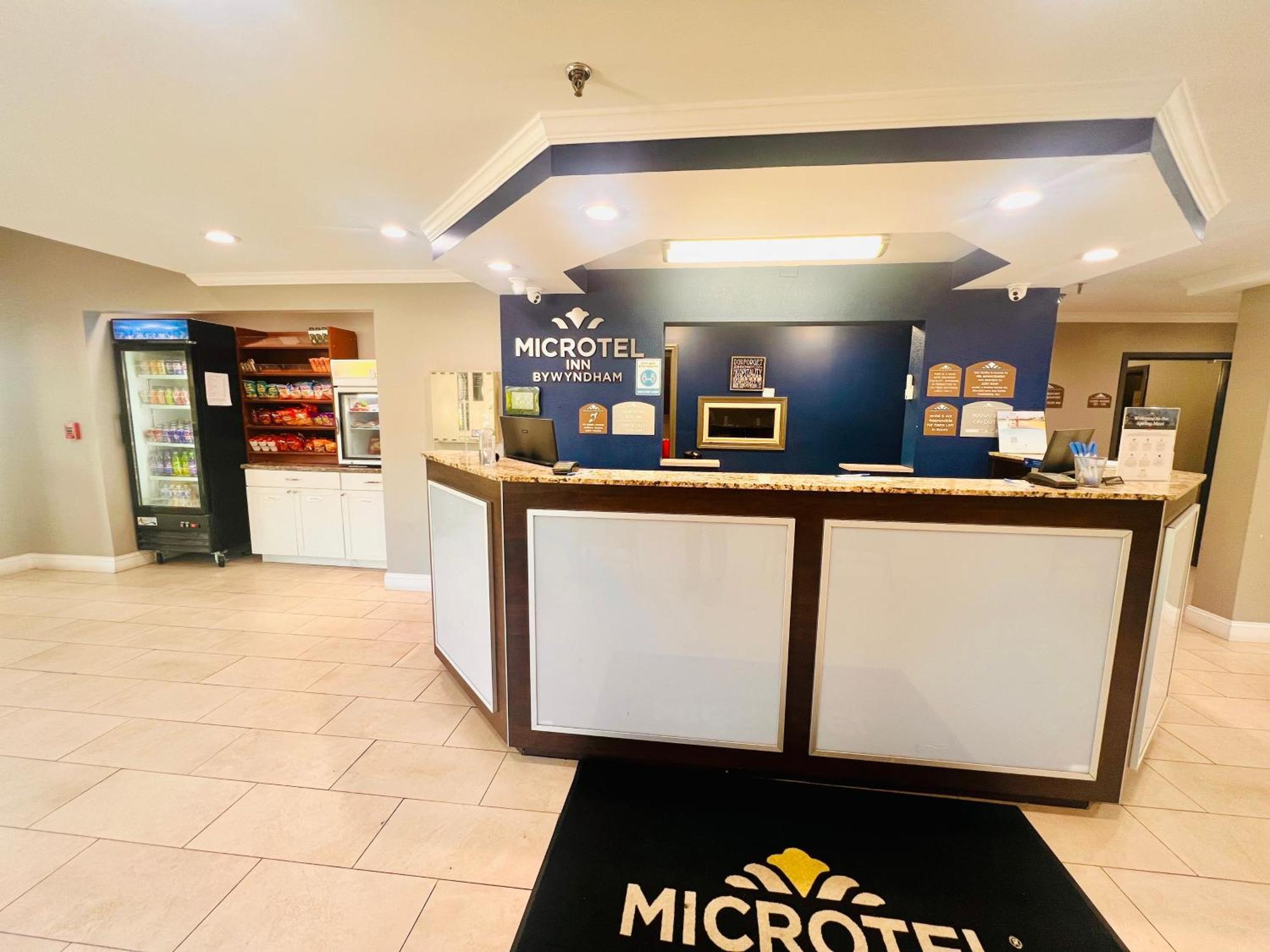 Microtel Inn By Wyndham Лексингтон Екстер'єр фото