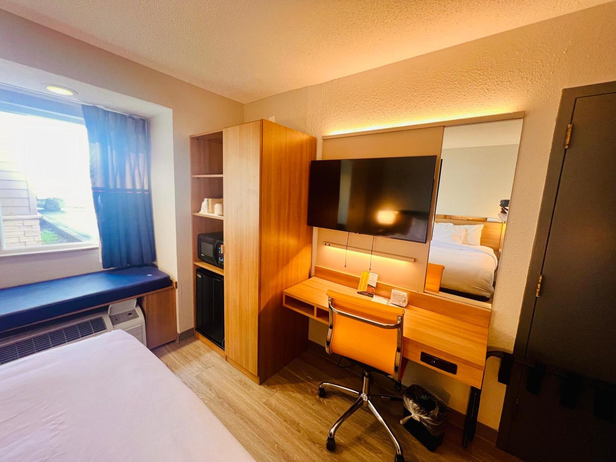 Microtel Inn By Wyndham Лексингтон Екстер'єр фото