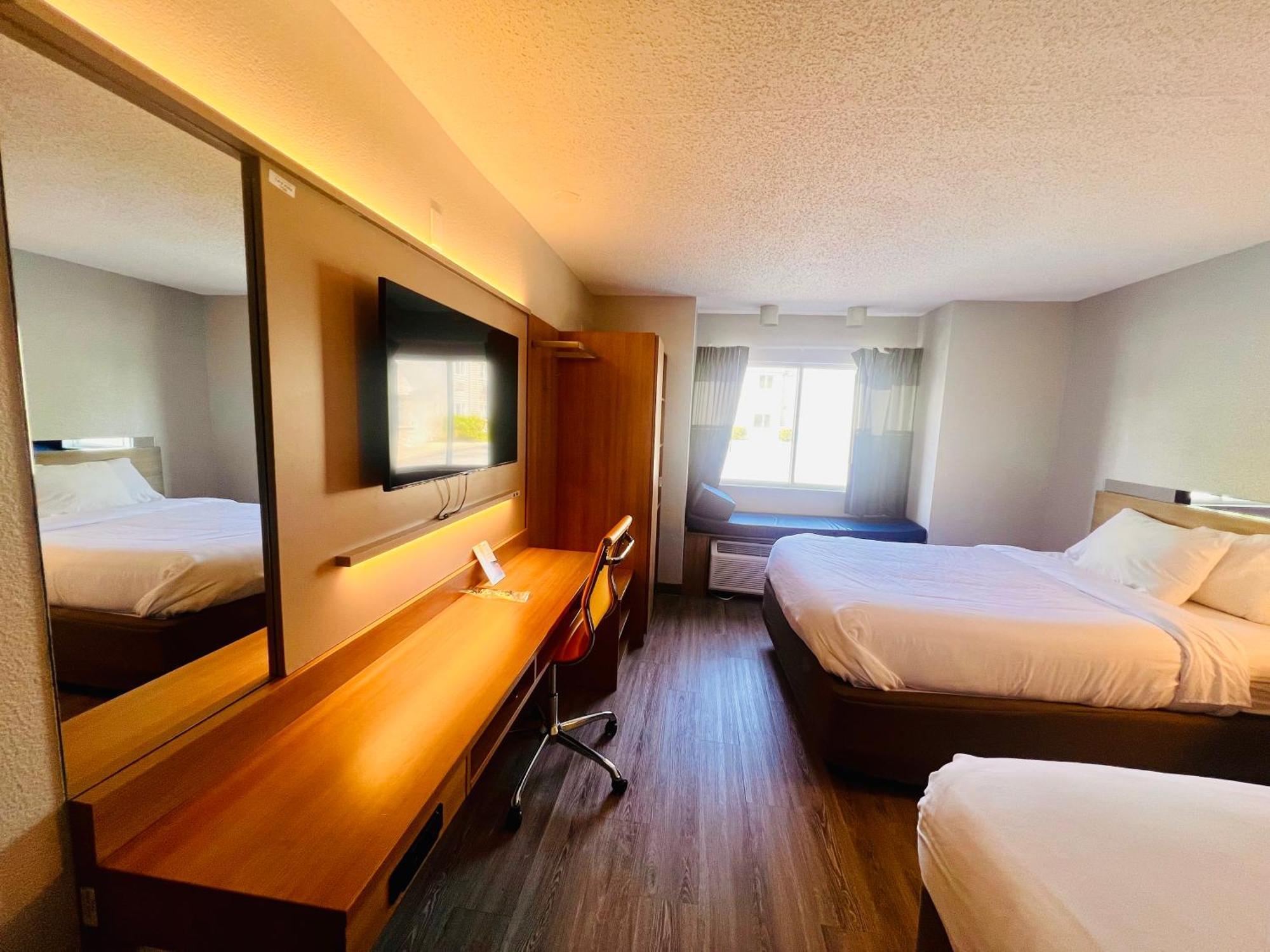 Microtel Inn By Wyndham Лексингтон Екстер'єр фото